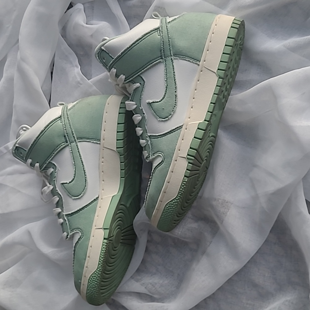 Nike Women’s High-Top Athletic Shoes in Mint Green and White